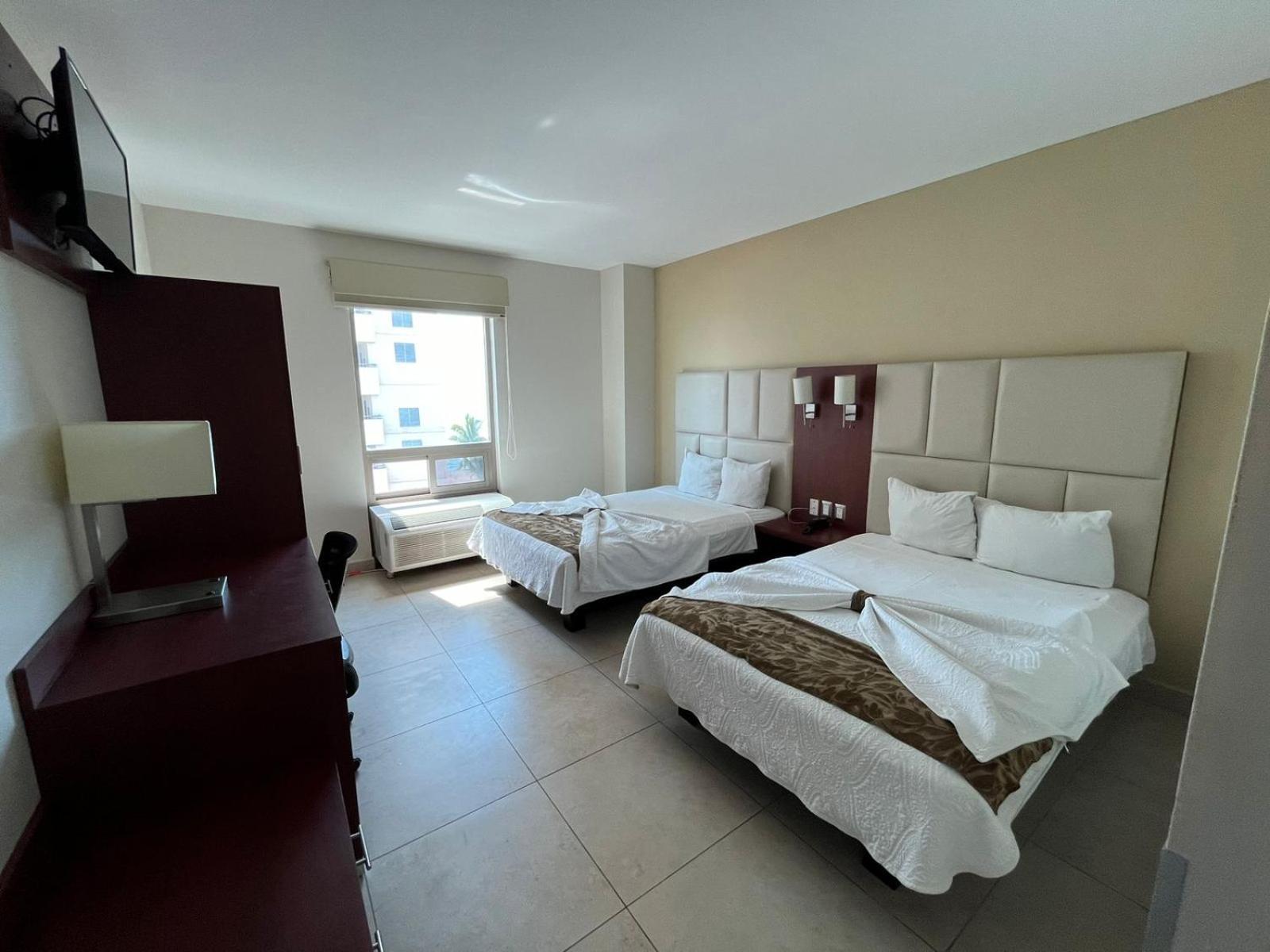 Hotel Ave Inn Mazatlán Kültér fotó